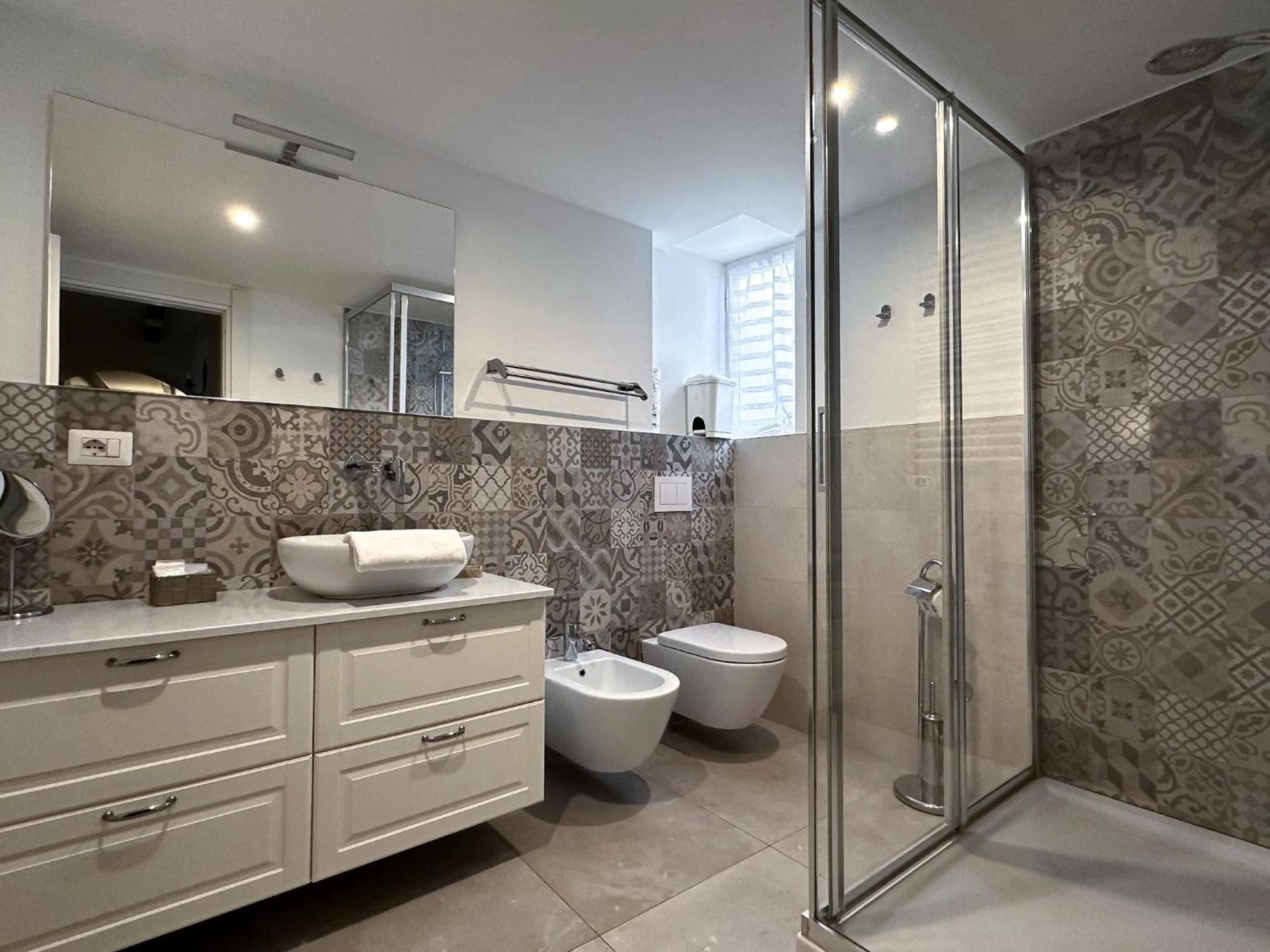 Dimora Romantica Apartment Bellagio Bagian luar foto
