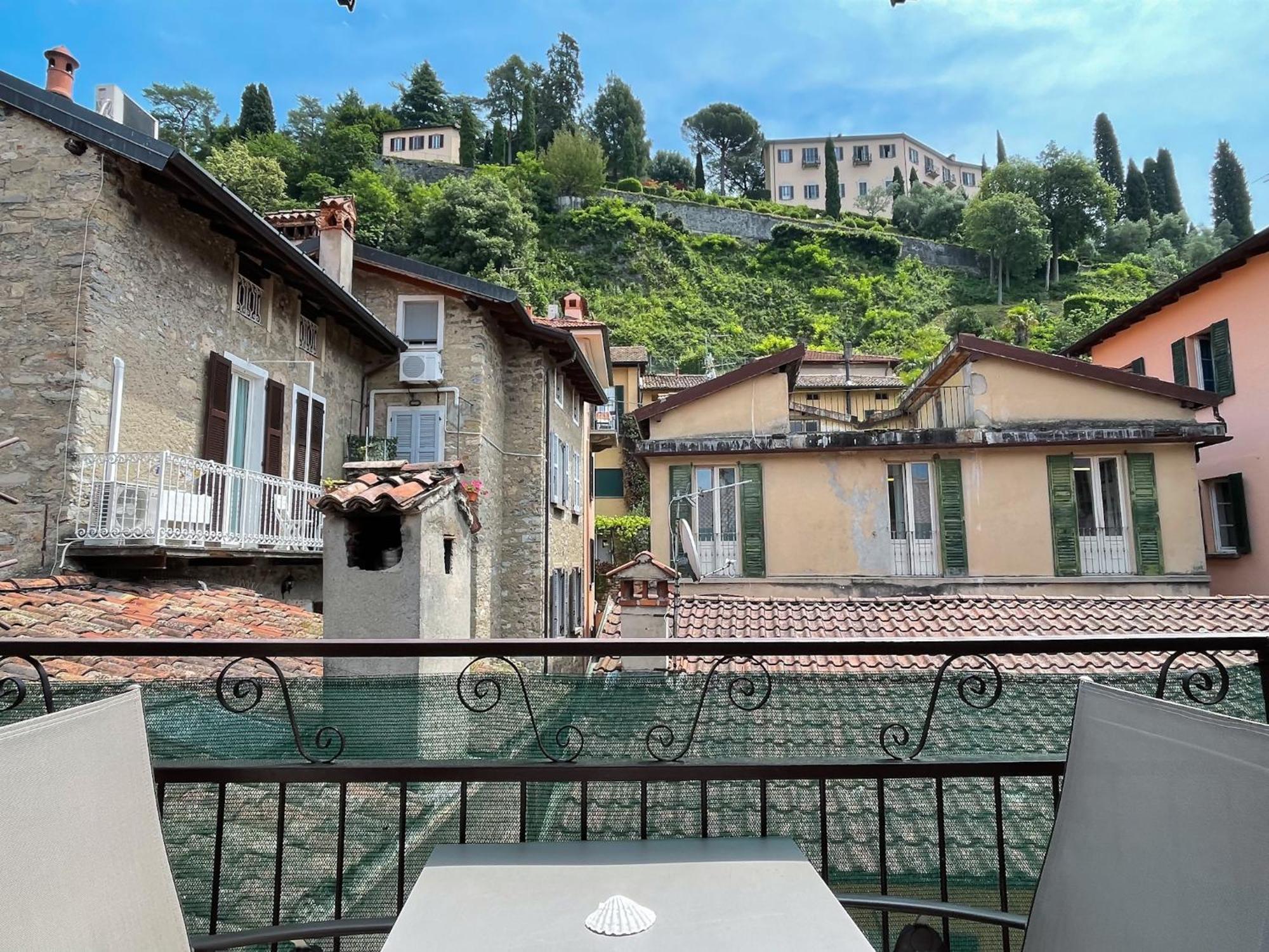 Dimora Romantica Apartment Bellagio Bagian luar foto